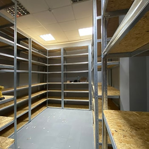 Стелажі оцинковані з 4 ОСБ полицями, H=1500/1800